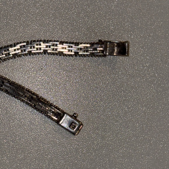 Heavy Italy 925 Sterling Silver Beaded Riccio Chain V-Shaped Necklace 17" 27 g - Picture 3 of 3